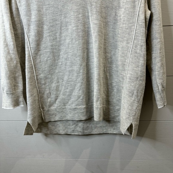 J. Crew | V-neck Gray Cozy Sweater Size Small - Picture 3 of 5